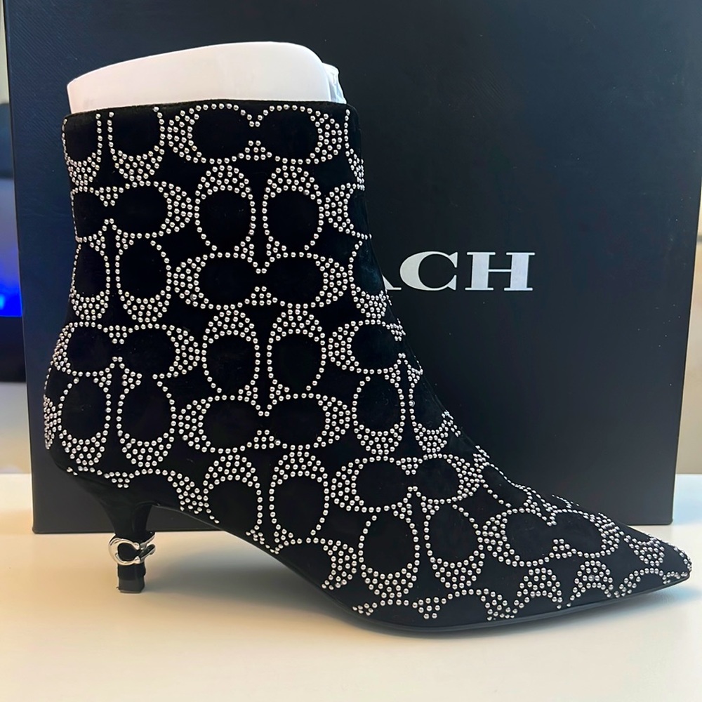 Coach Black Jewel Sig Suede Bte W/Original Bag and Box